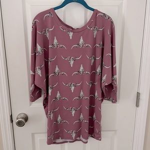 Amelia James dolman sleeve top